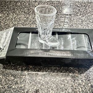 6 shot glasses - NEW